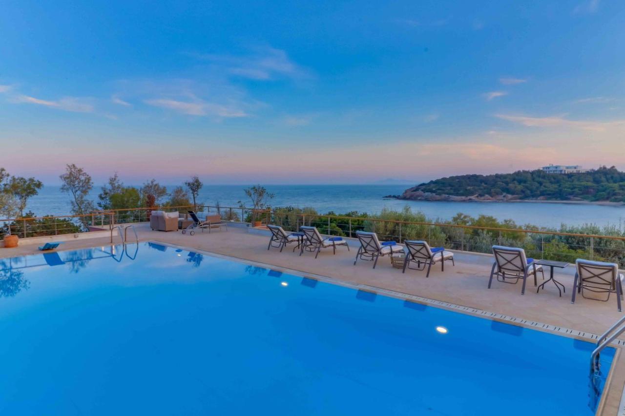 Black Diamond Beachfront Pool Villa Pasithea In Sounio, Athens Σούνιο Εξωτερικό φωτογραφία