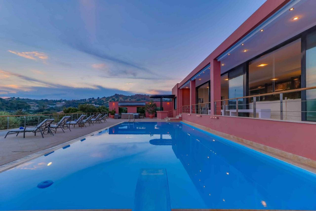 Black Diamond Beachfront Pool Villa Pasithea In Sounio, Athens Σούνιο Εξωτερικό φωτογραφία